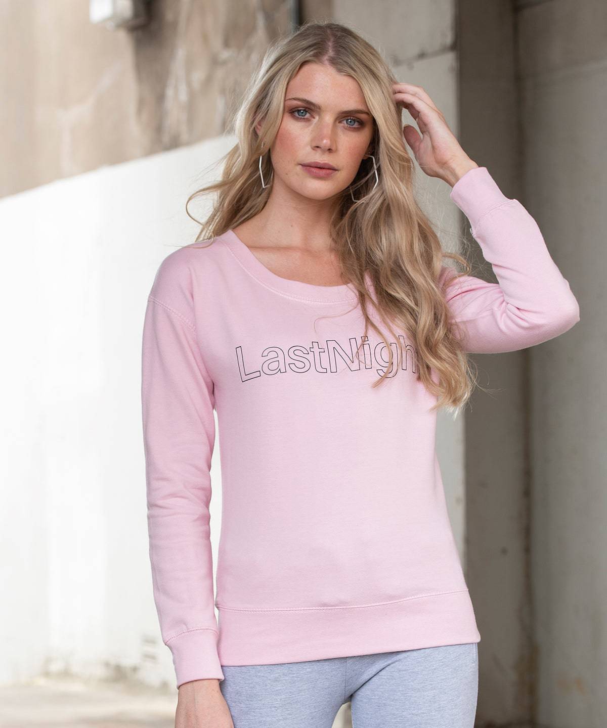 Baby Pink - Women's fashion sweatshirt