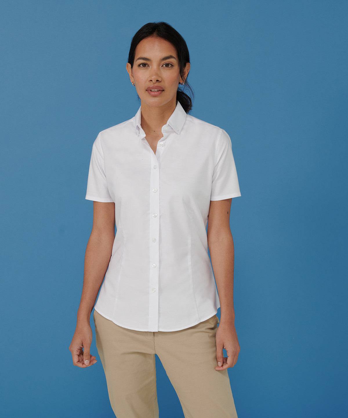 Blanc - Chemise Oxford moderne à manches courtes pour femme