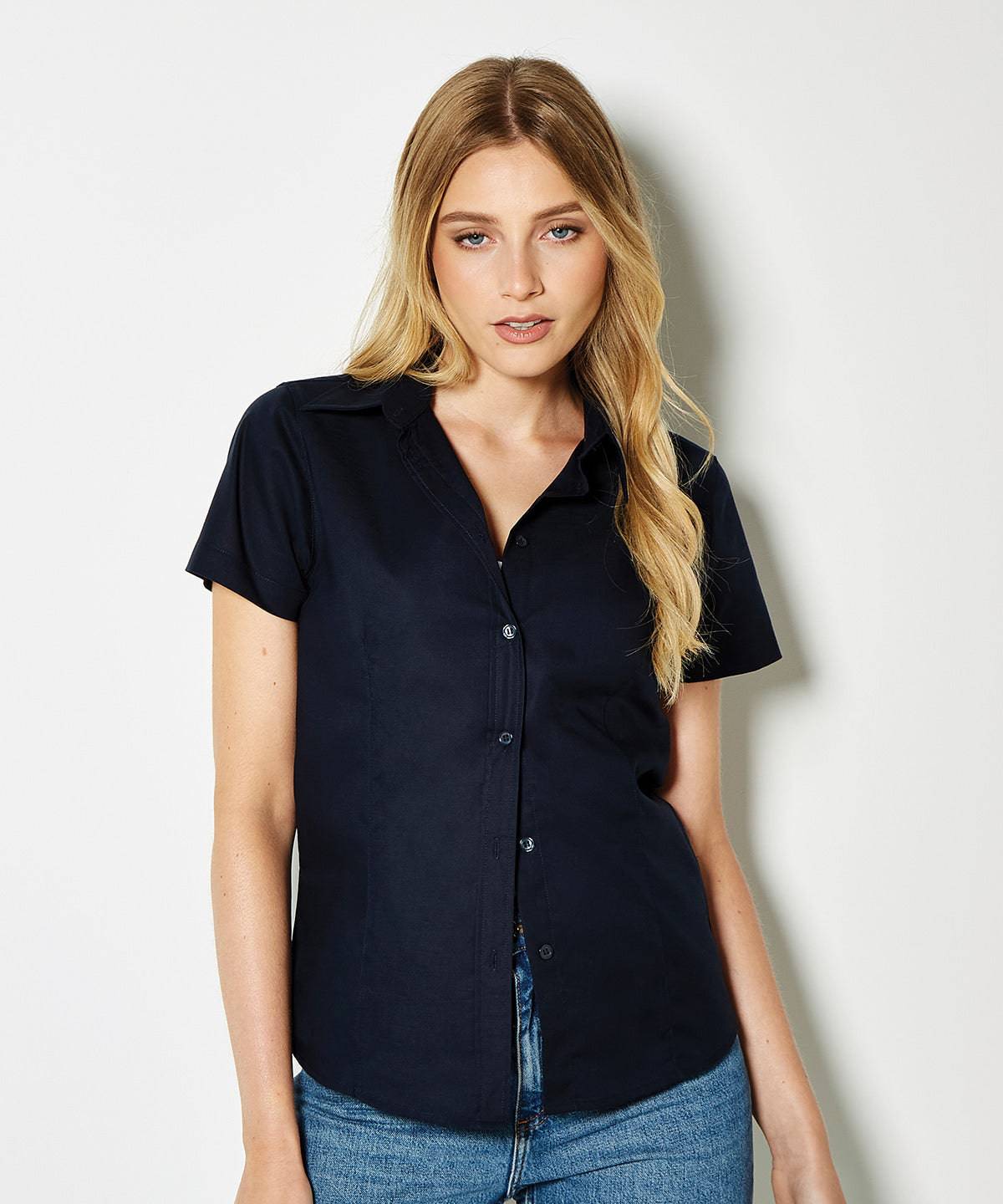 Black - Women's workplace Oxford blouse short-sleeved (tailored fit)