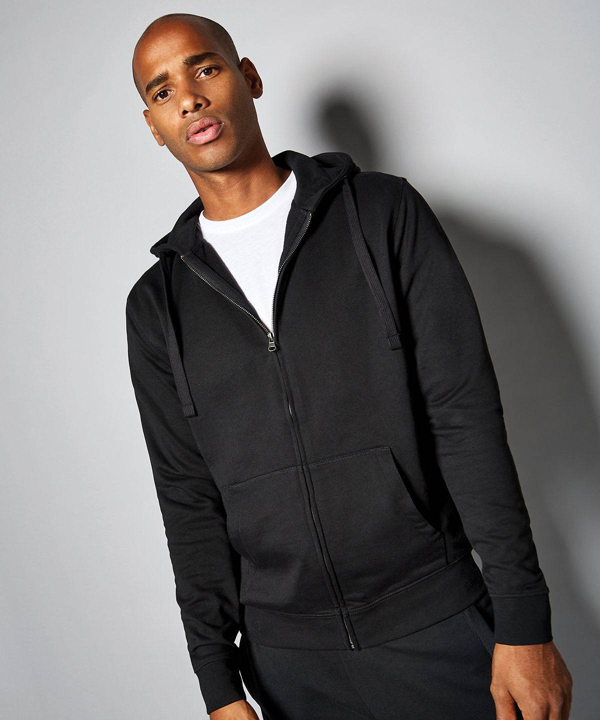 Black - Klassic hooded zipped jacket Superwash® 60° long sleeve (regular fit)